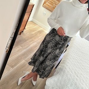 NWOT Joie Skirt